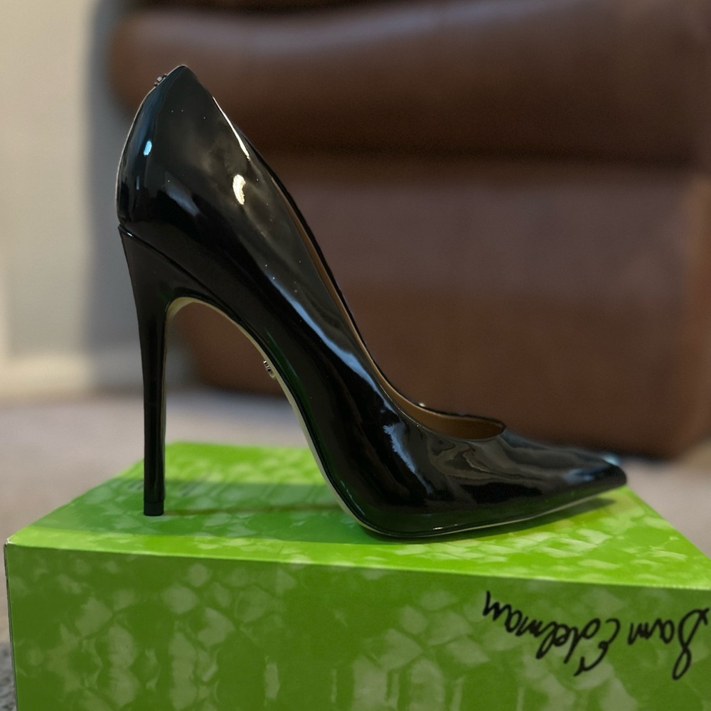 Sam Edelman Danna Pointed Toe Heel